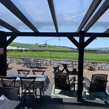 Pitlessie Inn&Pantry Cupar Extérieur photo